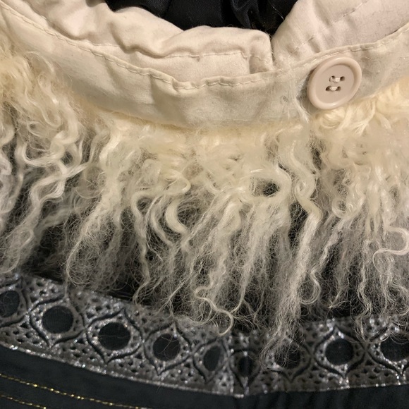 BRAETAN Coat with detachable Mongolian Lamb Fur around hood, size Medium - Picture 6 of 16